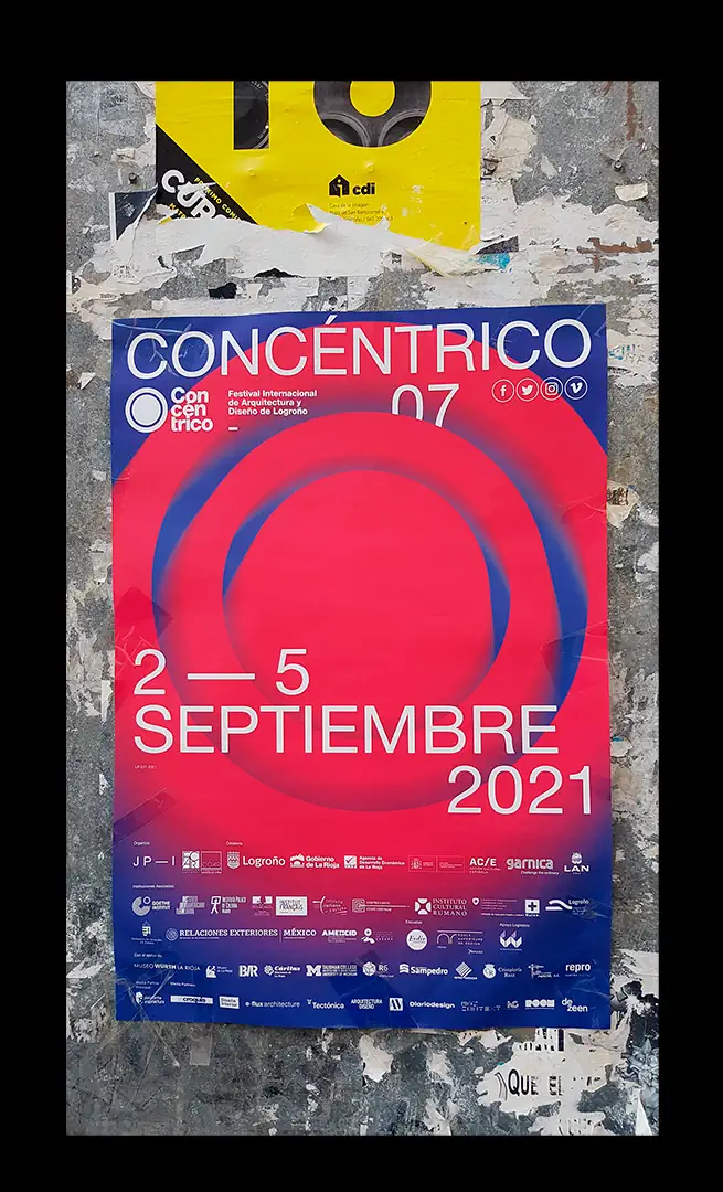 Gráfica expositiva Concéntrico 07 en espacio — Casao-Terrazas